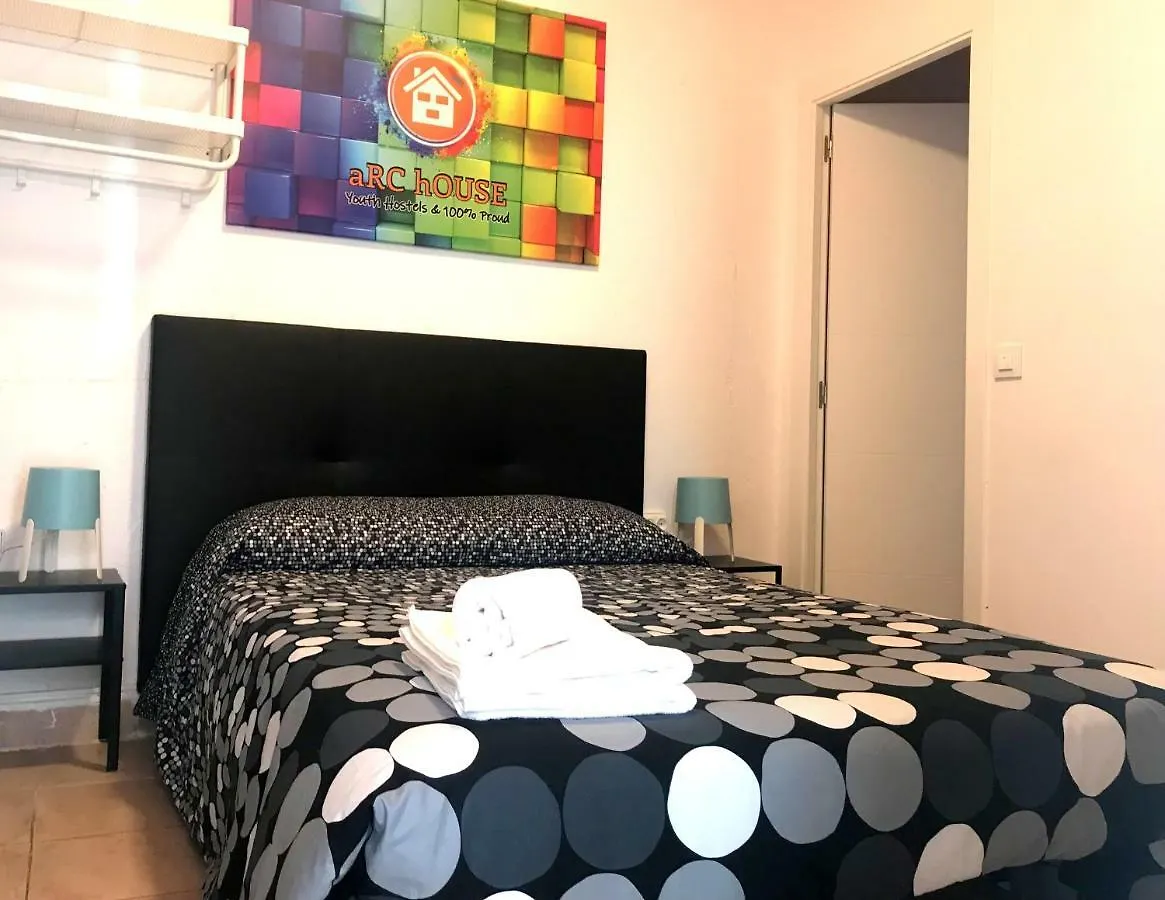 Arc House Sevilla (Adults Only) Hostel